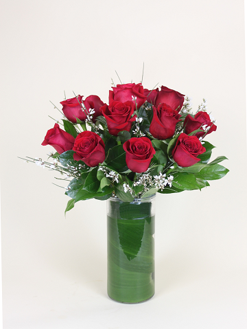 Traitional Roses Traditional Long Stem Roses - Artsy Flora