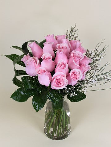 Beautiful Fresh Roses from Artsy Flora- Shop our Rose Collection.